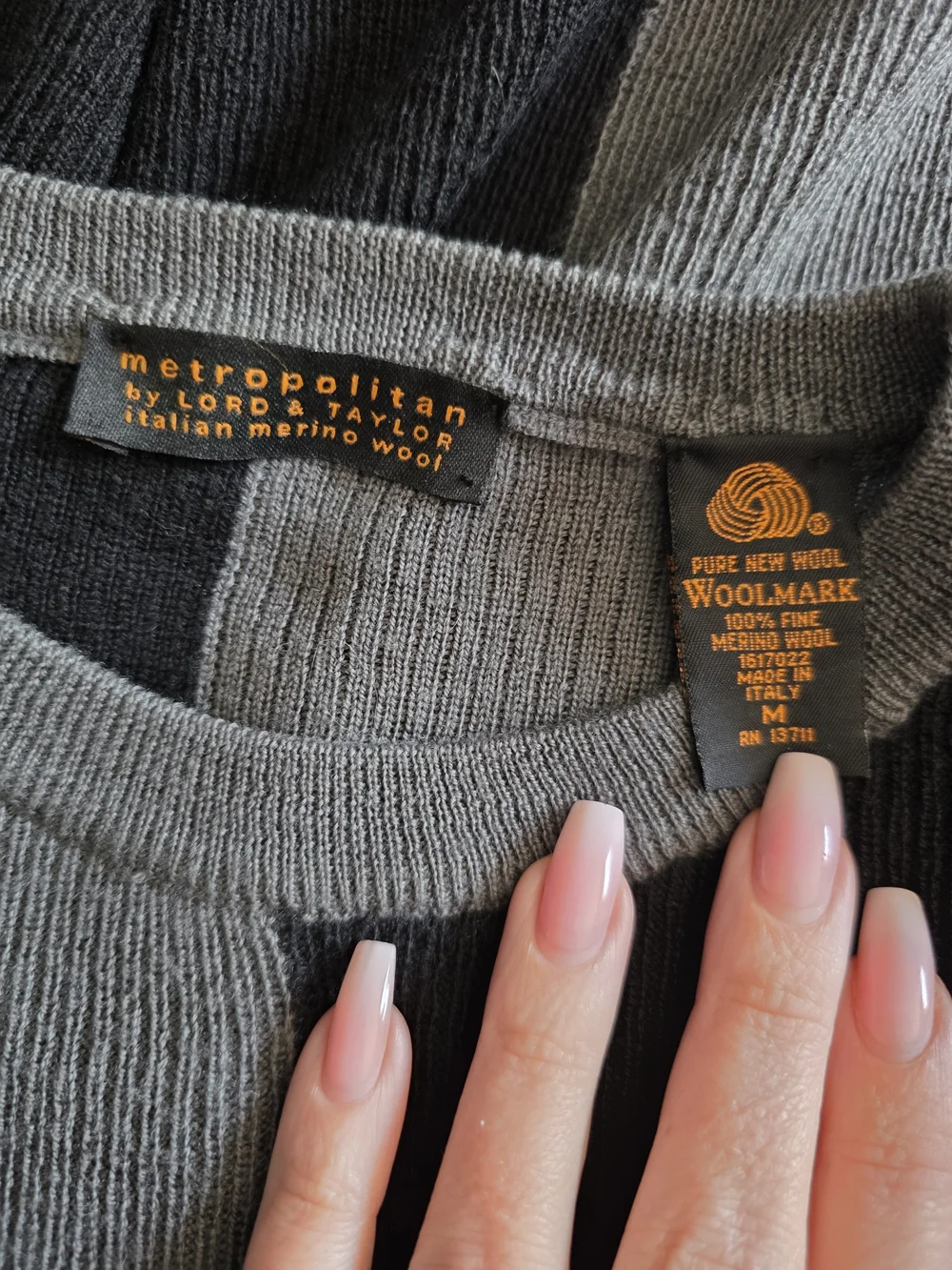 Metropolitan by Lord & Taylor Merino Wool Sweater Mens Medium Gray Black